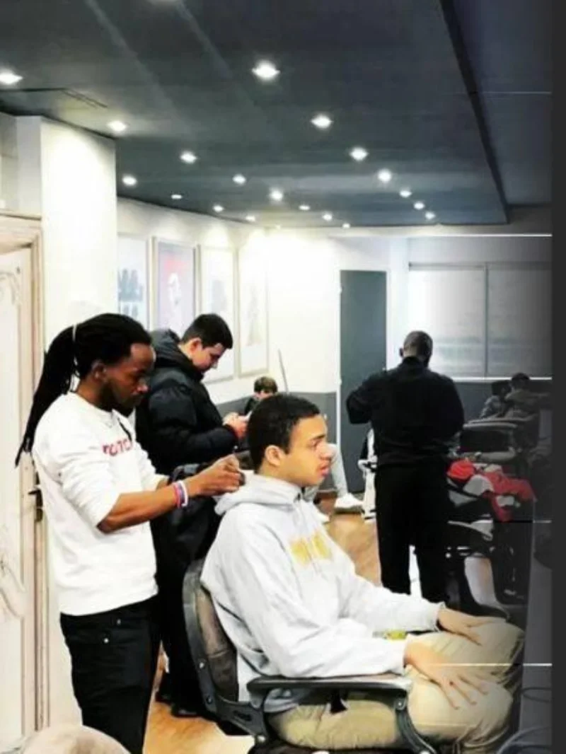Le salon Bel Barbier