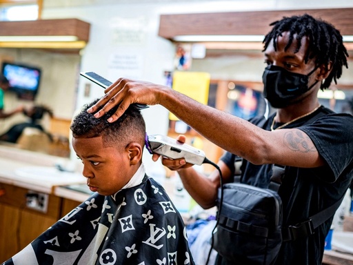 Boys' haircut (under 18)